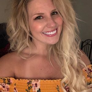 Meet your Posher, Sara